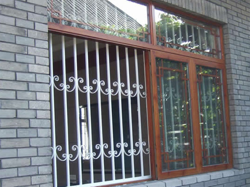 嵌入式鋅鋼防盜窗