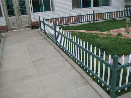 鋅鋼草坪護(hù)欄