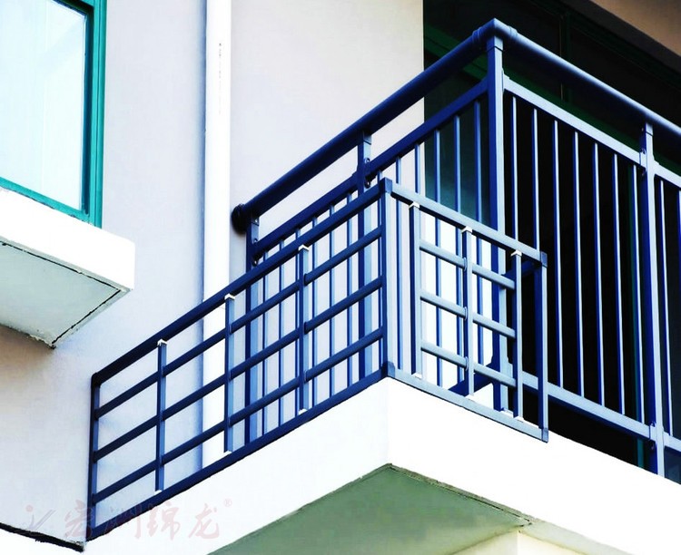 鋅鋼陽(yáng)臺(tái)護(hù)欄案例圖片