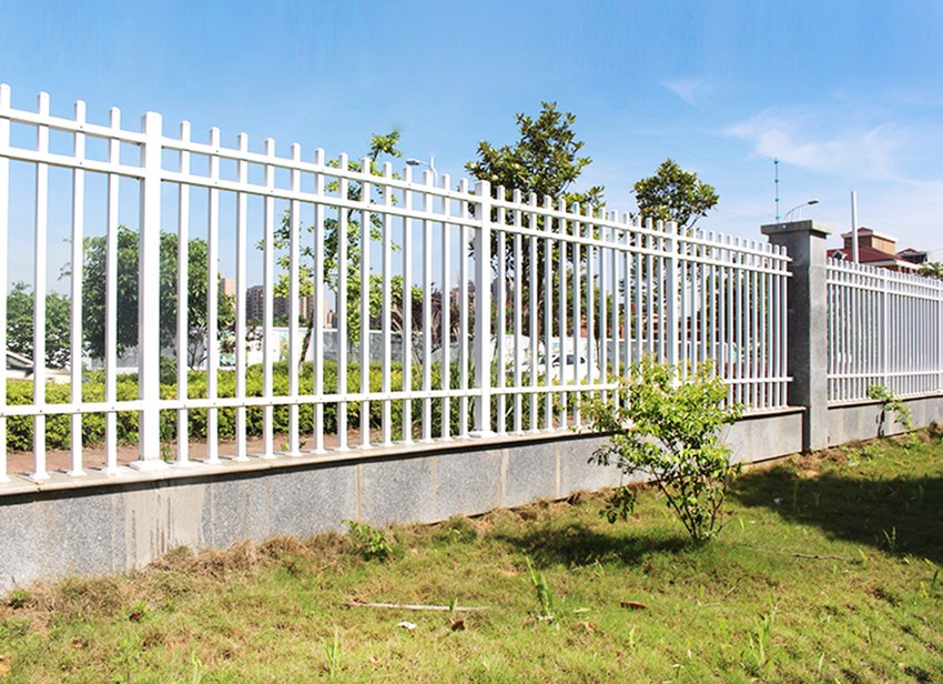 哪里有綠化鋅鋼護(hù)欄廠家