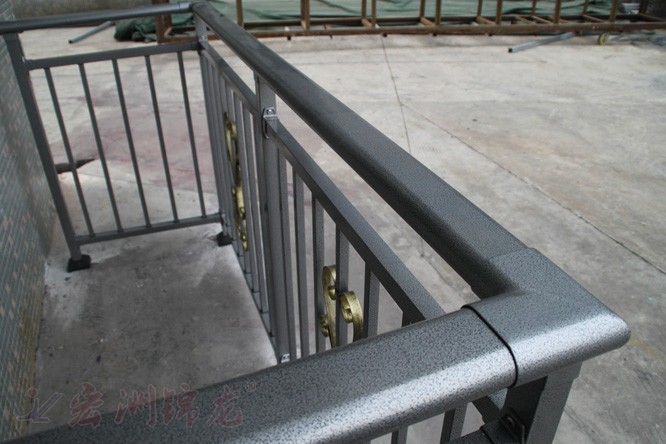 宏洲錦龍鋅鋼護(hù)欄產(chǎn)品質(zhì)量如何