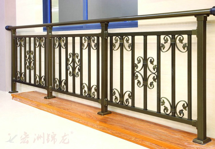 鋅鋼護(hù)欄表面處理的兩種方法