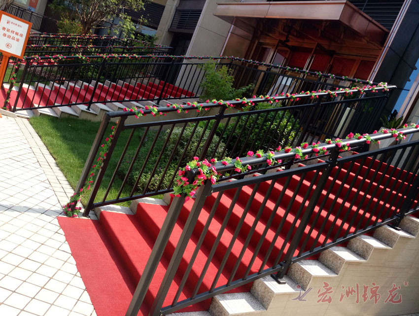 碧桂園鋅鋼陽臺護欄實拍照片