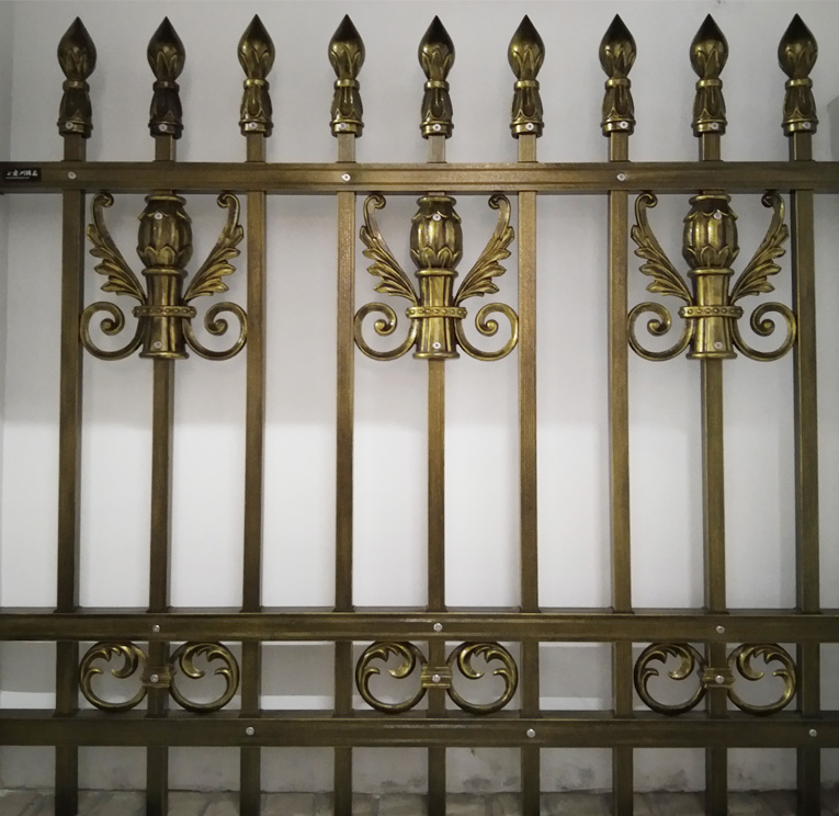 氟碳漆護(hù)欄制造廠