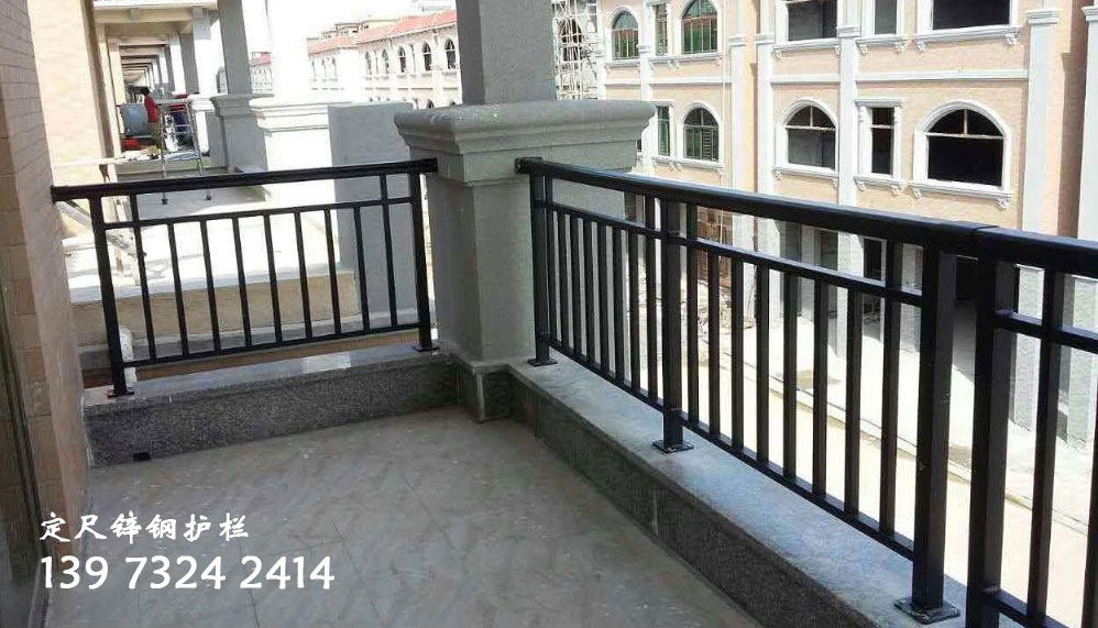 如何正確存放鋅鋼護欄