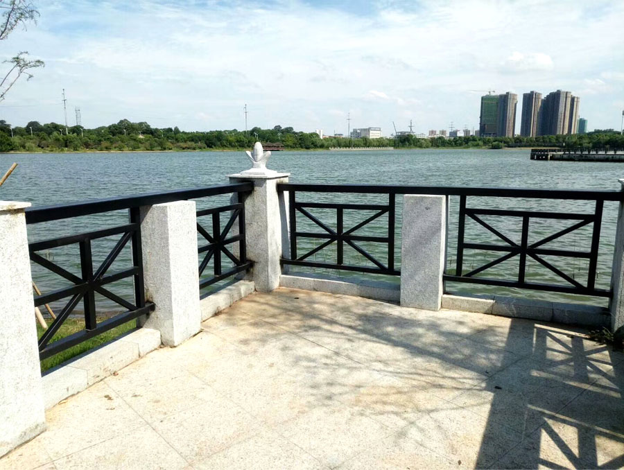 鋅鋼護(hù)欄的鍍鋅層一定是越厚越好嗎 鋅鋼護(hù)欄的鍍鋅層一定是越厚越好嗎